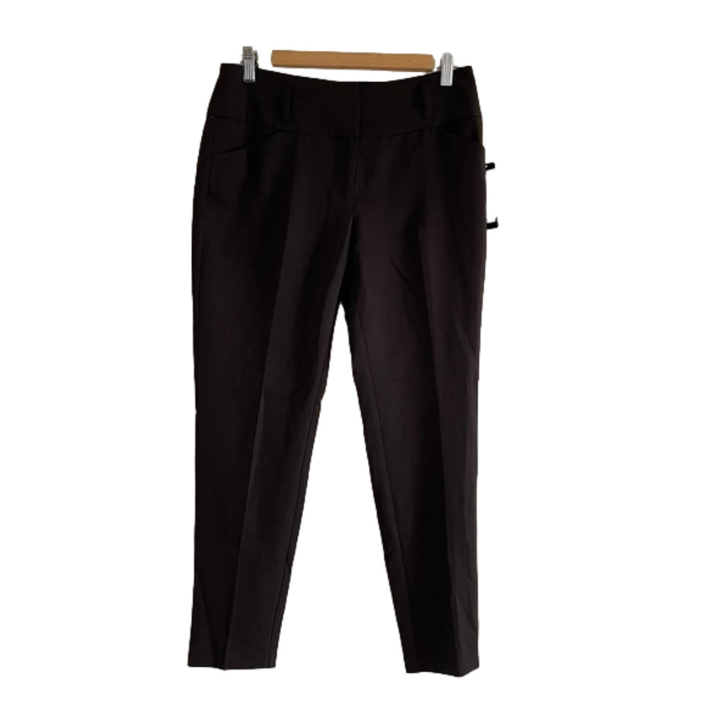 Nwt Flirtatious brown pants size 7